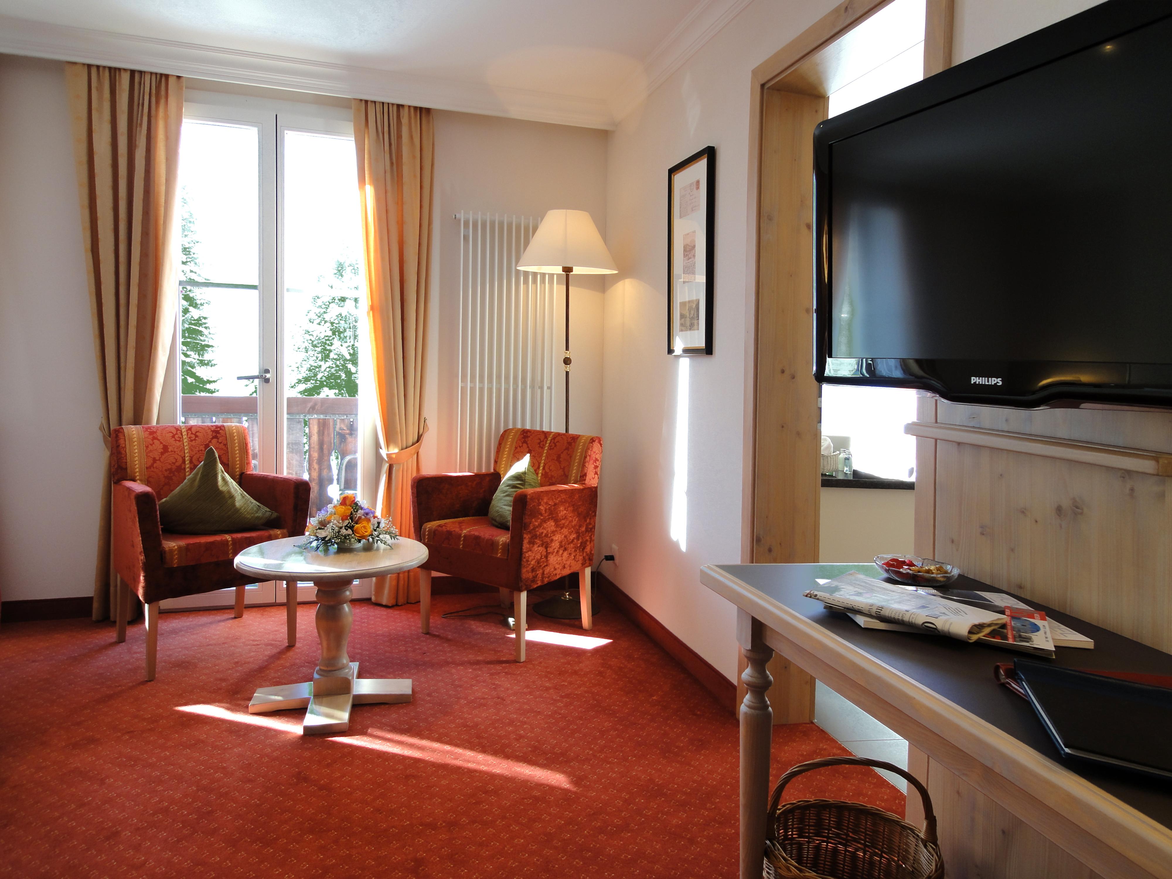 โรมันทิคโฮเทล ชไวทแซร์โฮฟ Hotel กรินเดลวัลด์ ภายนอก รูปภาพ